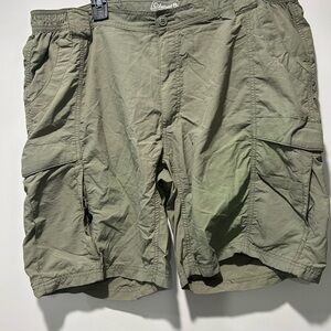 Coleman Men's Olive Cargo Shorts